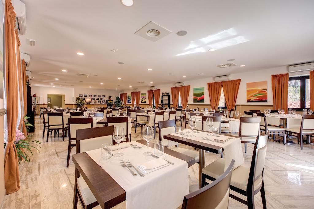 Regal Park Hotel Рим Экстерьер фото