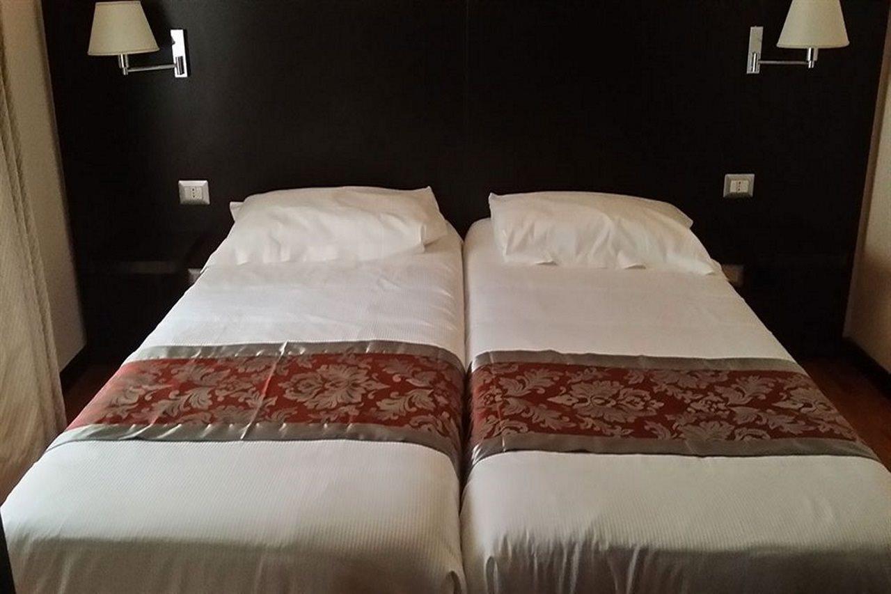 Regal Park Hotel Рим Экстерьер фото