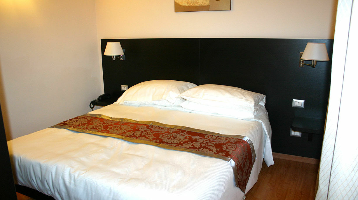 Regal Park Hotel Рим Экстерьер фото